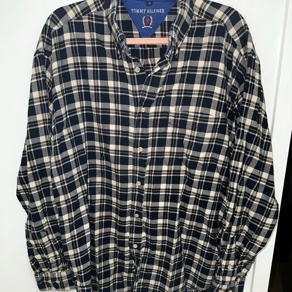 Tommy Hilfiger Button Down Shirt - Picture 3 of 4